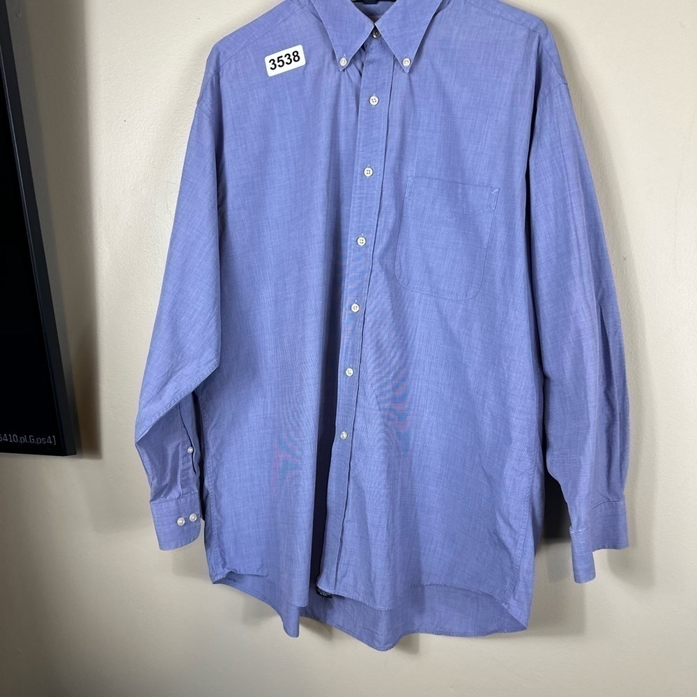 Tlc dress shirt 16-1/2. 32-33 25-1/2  p2p 25-1/2. Length 30-1/2. Preowned